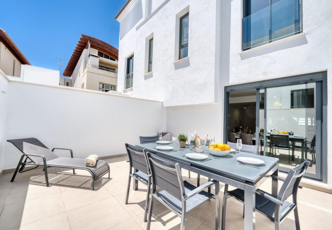  in Estepona - 3023 Modern Townhouse in Cancelada 