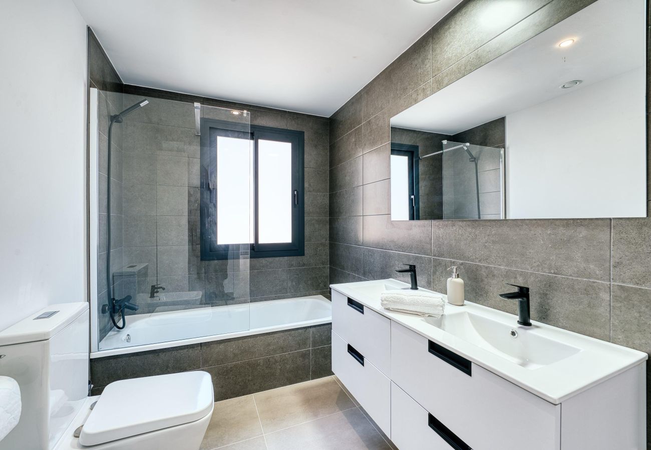 Townhouse in Estepona - 3023 Modern  Townhouse Old Town Cancelada Estepona 