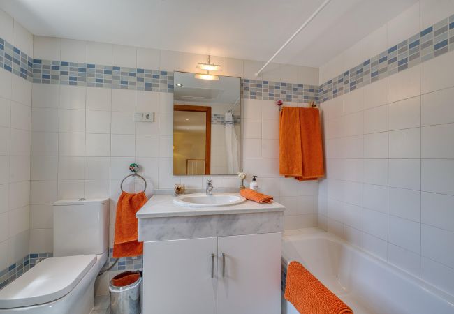 Terraced House in Marbella - 3068 Luxury Family Townhouse in Elviria, Marbella Terraced House in Marbella - 3068 Luxury Family Townhouse in Elviria, Marbella