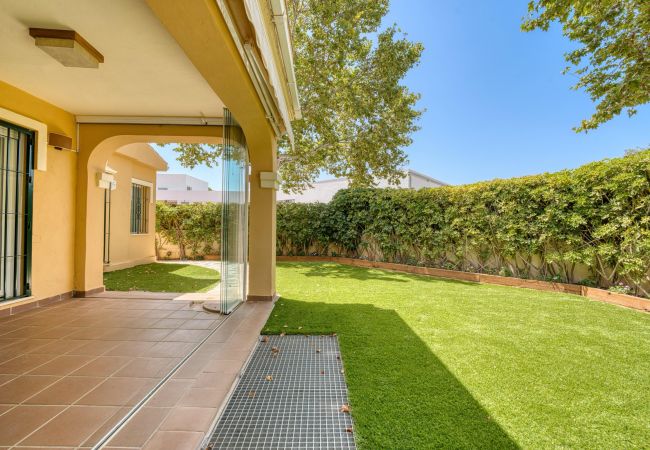 Terraced House in Marbella - 3068 Luxury Family Townhouse in Elviria, Marbella Terraced House in Marbella - 3068 Luxury Family Townhouse in Elviria, Marbella