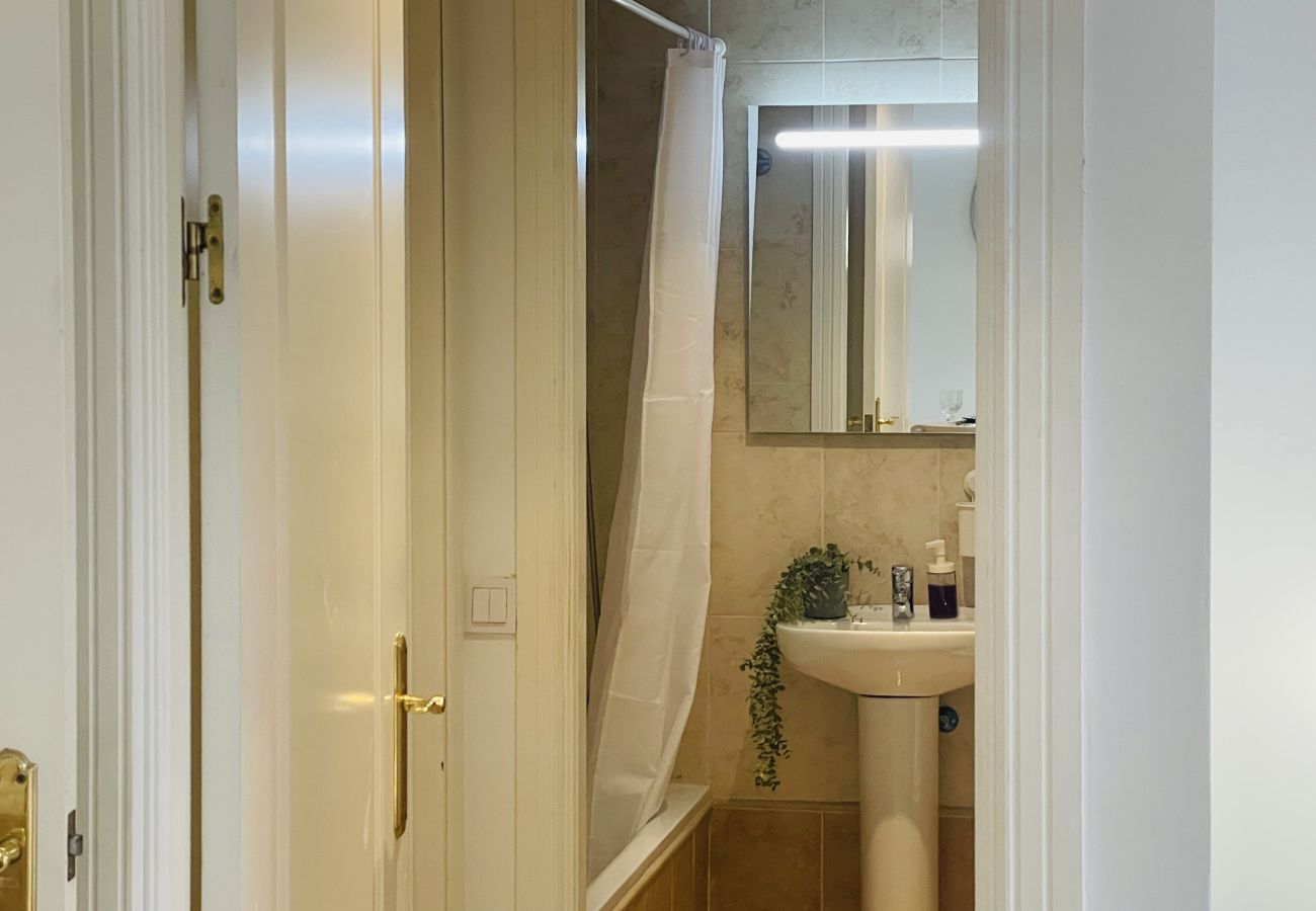 Apartment in Marbella - Sol de Marbella apartment with sea views