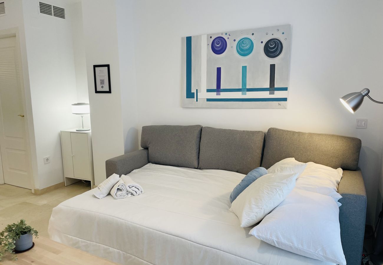Apartment in Marbella - Sol de Marbella apartment with sea views