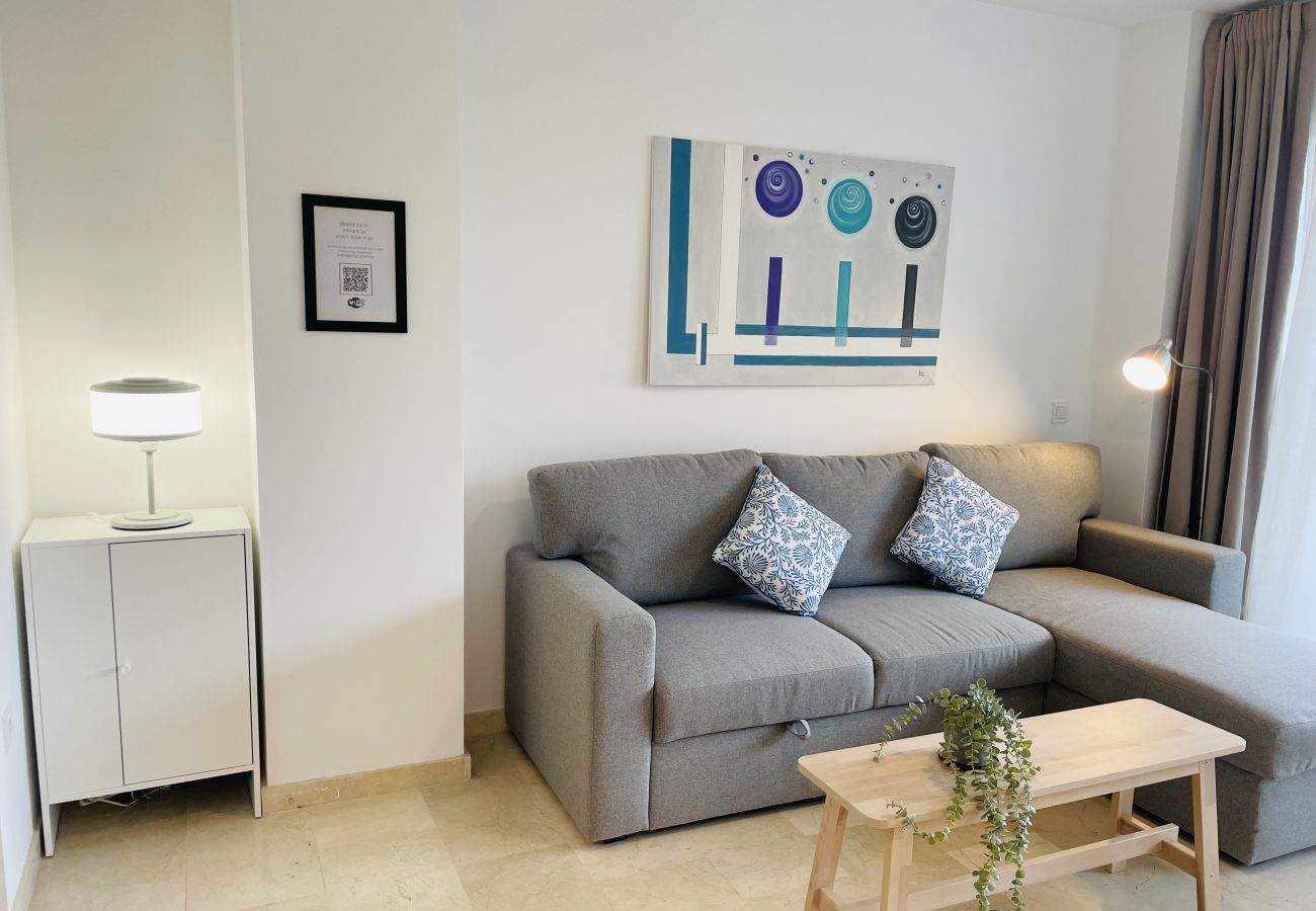 Apartment in Marbella - Sol de Marbella apartment with sea views
