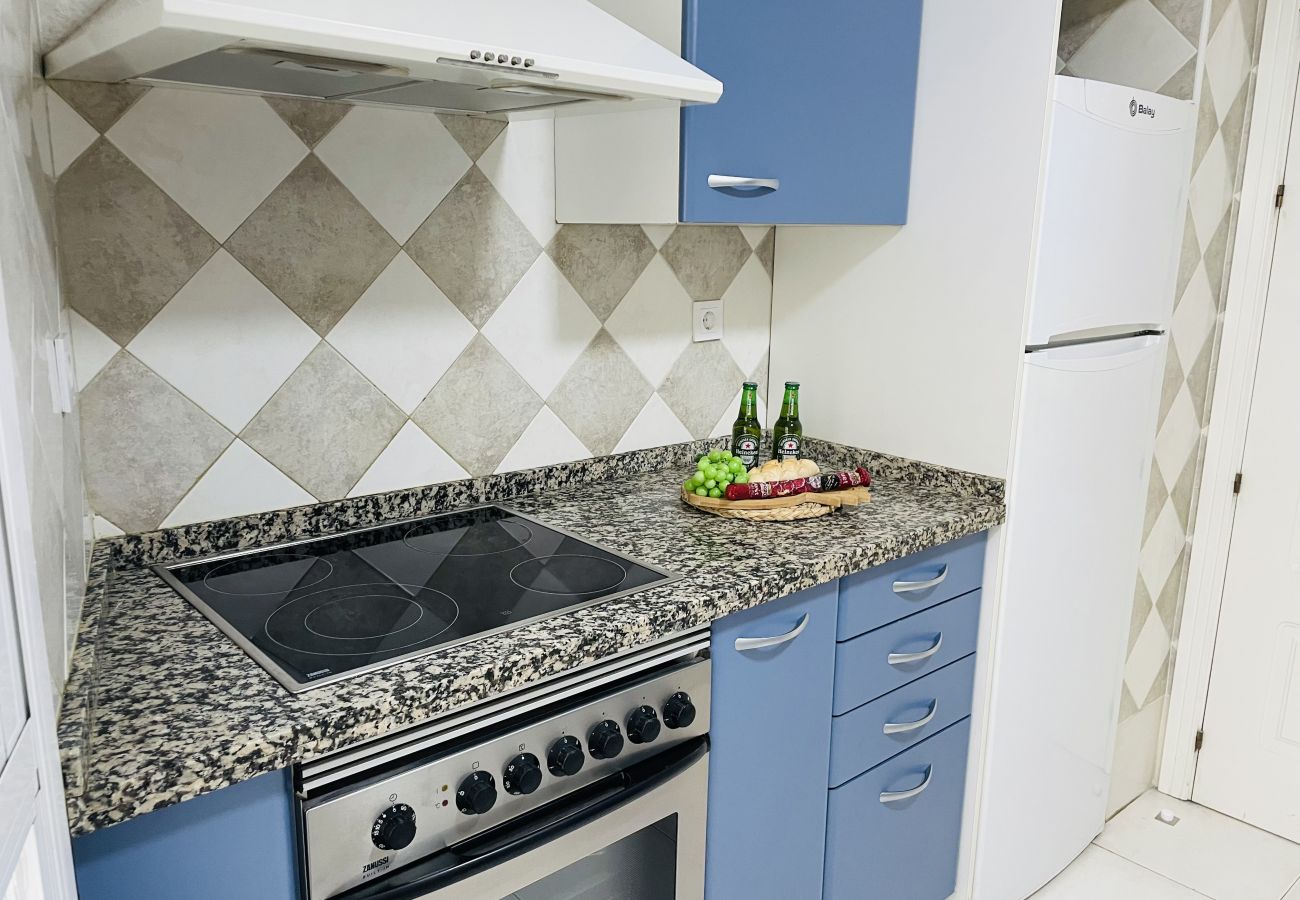Apartment in Marbella - Sol de Marbella apartment with sea views