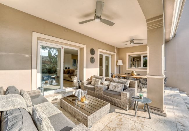 Villa in Marbella - 3055 Luxury Villa with Pool and Sea Views  Villa in Marbella - 3055 Luxury Villa with Pool and Sea Views