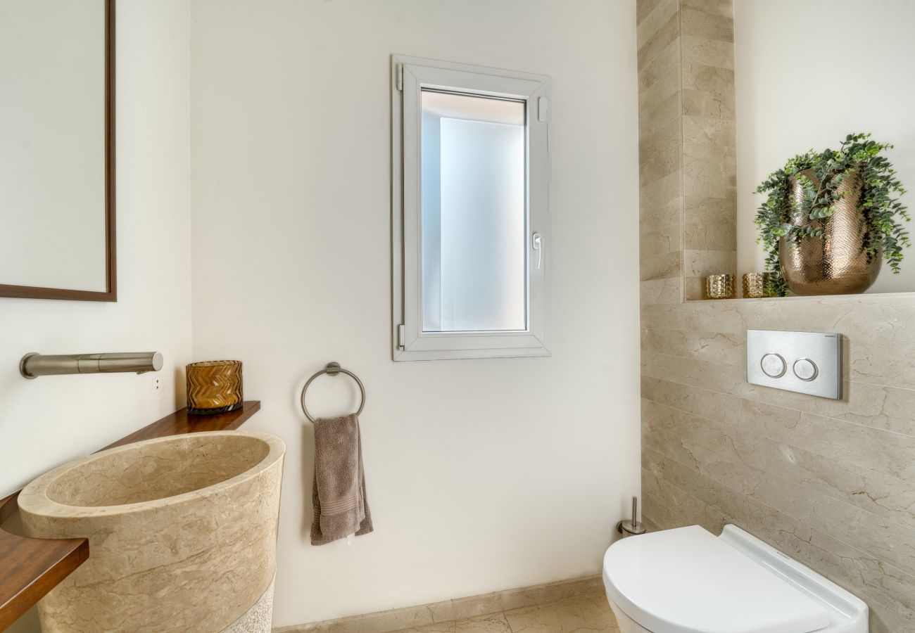 Villa in Marbella - 3055