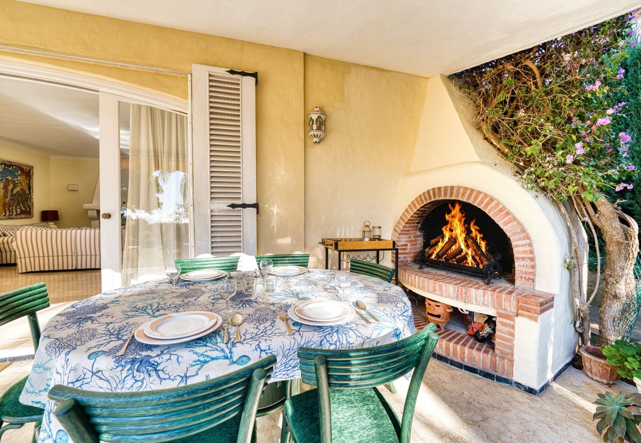 Villa in Marbella - 3088 Bungalow, nice sea views, private garden 