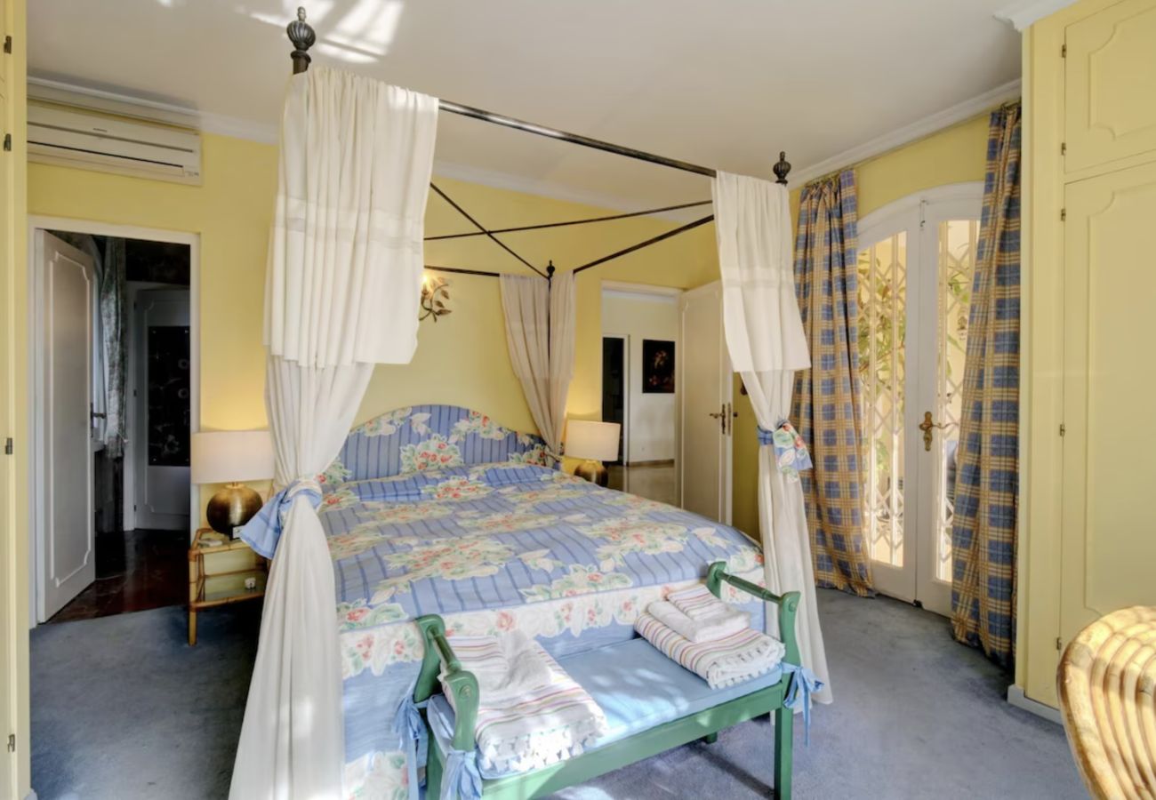 Villa in Marbella - 3088 Bungalow, nice sea views, private garden 