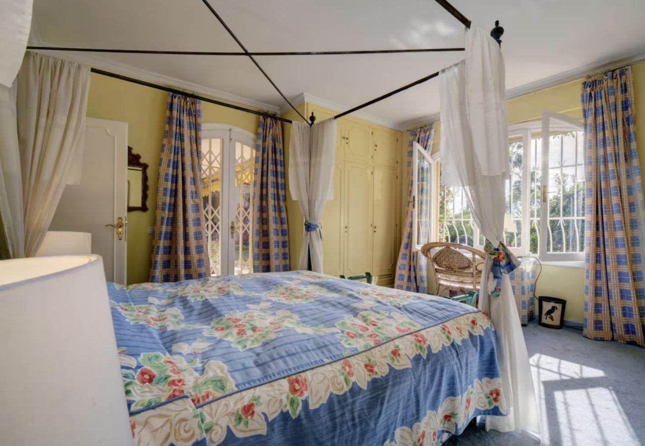 Villa in Marbella - 3088 Bungalow, nice sea views, private garden 
