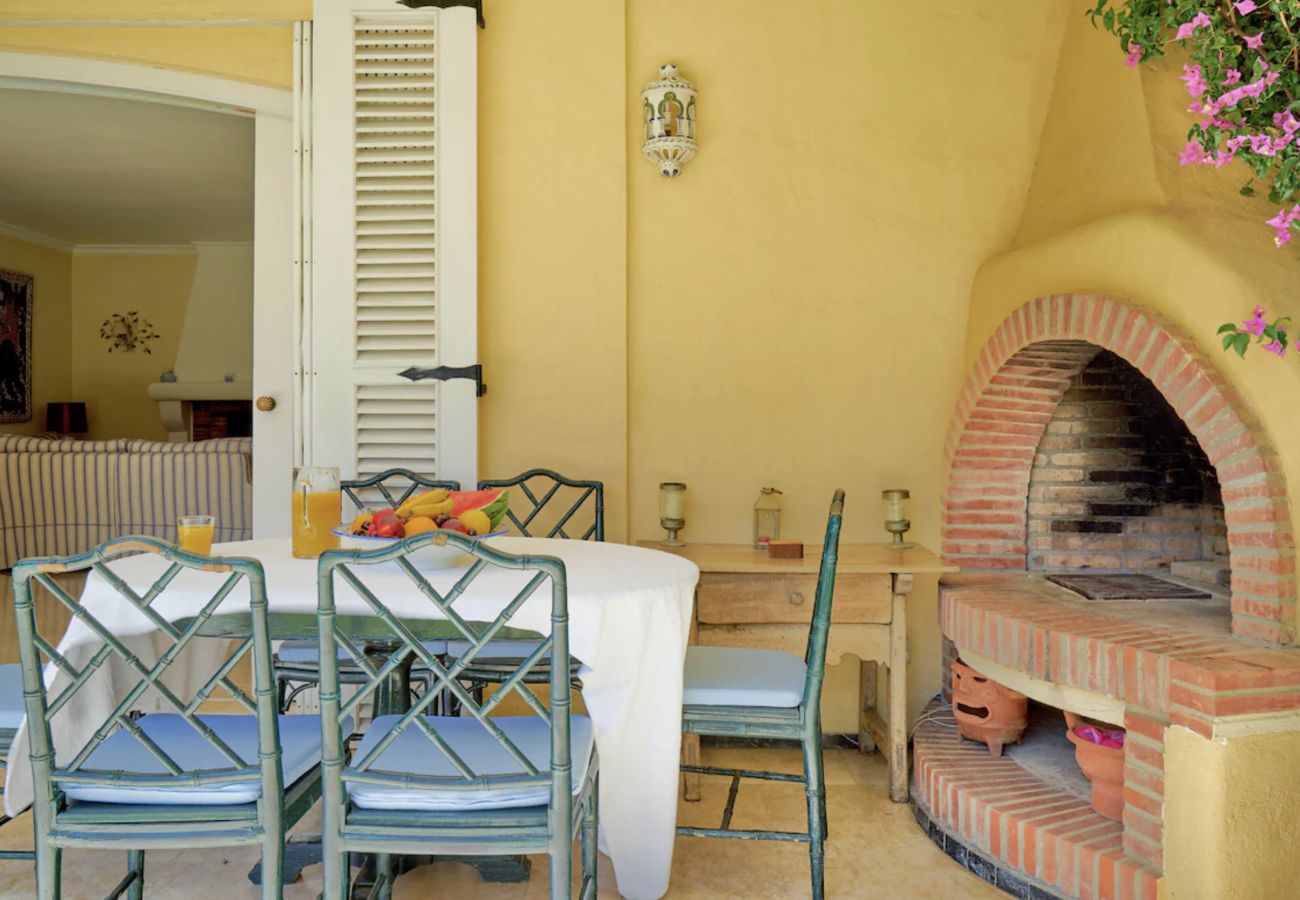 Villa in Marbella - 3088 Bungalow, nice sea views, private garden 