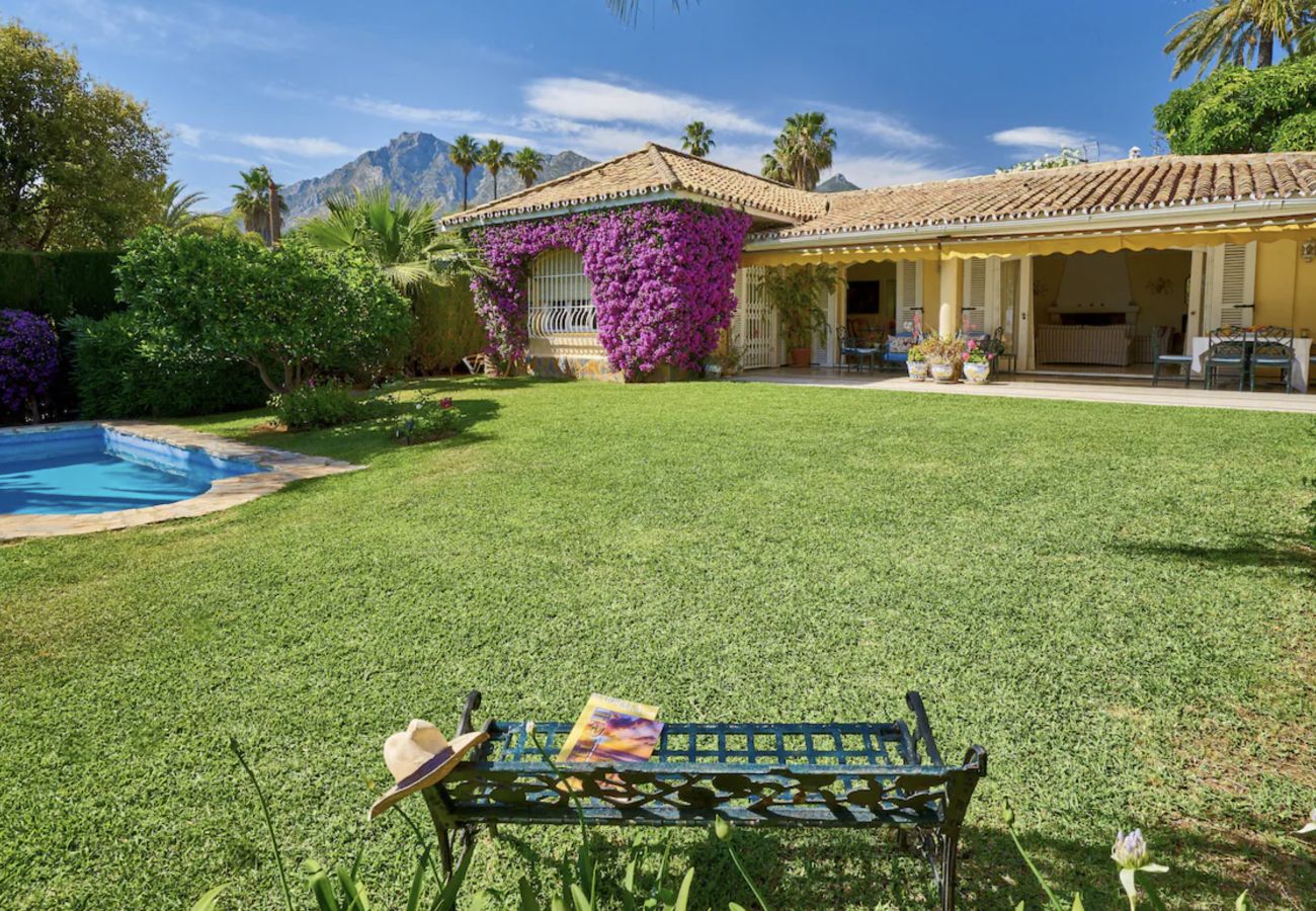 Villa in Marbella - 3088 Bungalow, nice sea views, private garden 