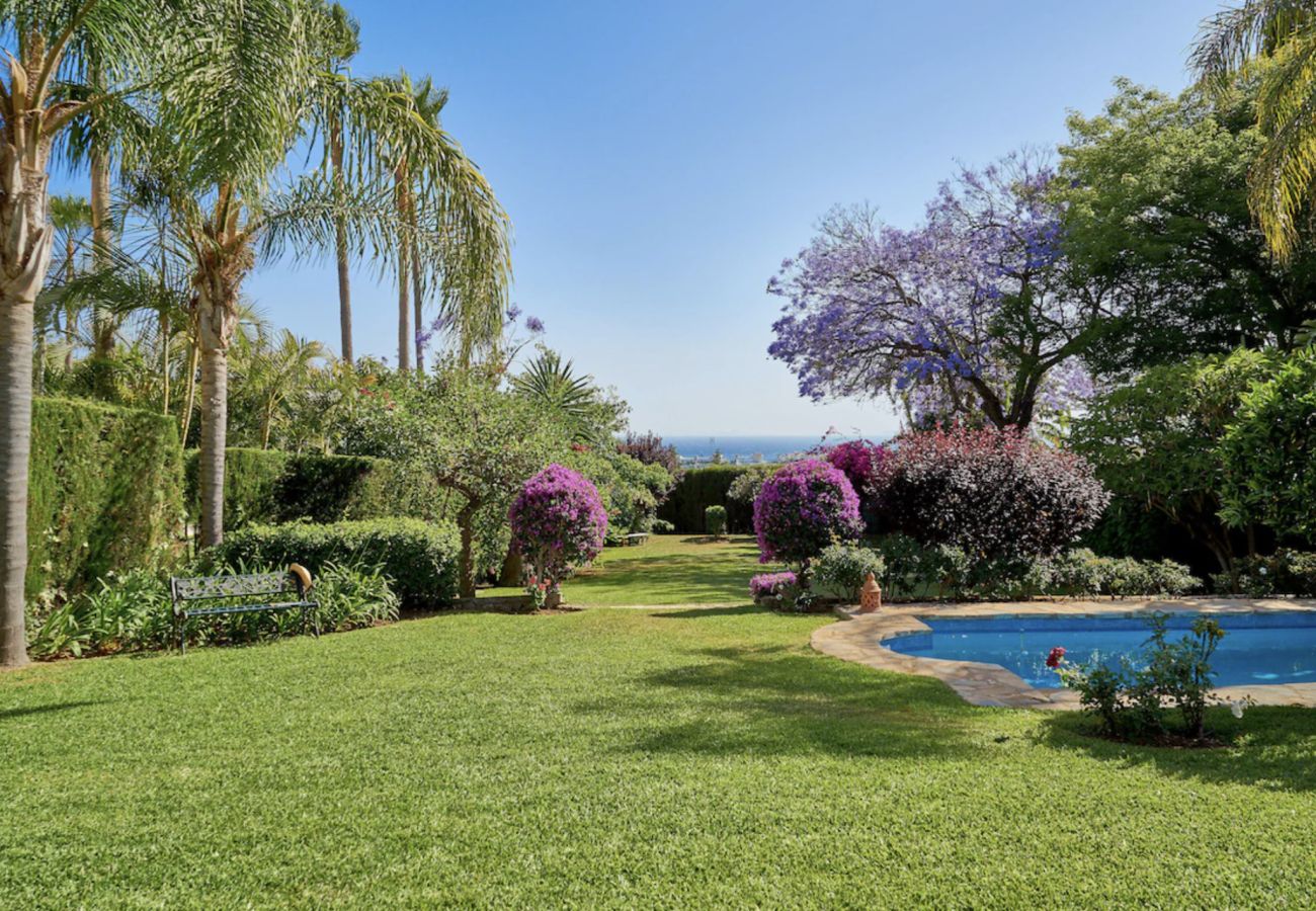 Villa in Marbella - 3088 Bungalow, nice sea views, private garden 