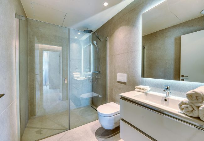 Apartment in Estepona - 3001 Velaya Beachfront Luxury Apartment Apartment in Estepona - 3001 Velaya Beachfront Luxury Apartment