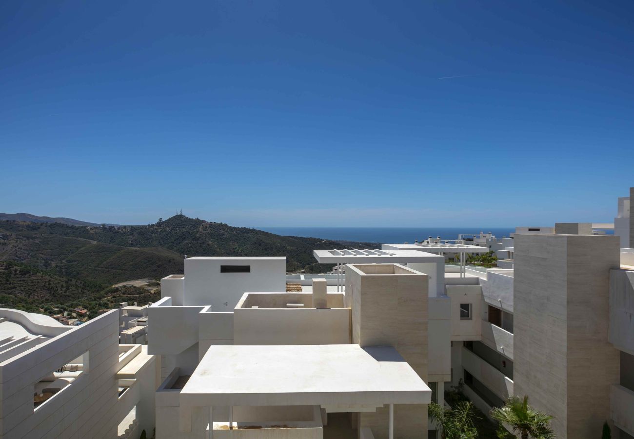 Apartment in Ojen - 3060 Apartment with extraordinary sea views in Palo Alto