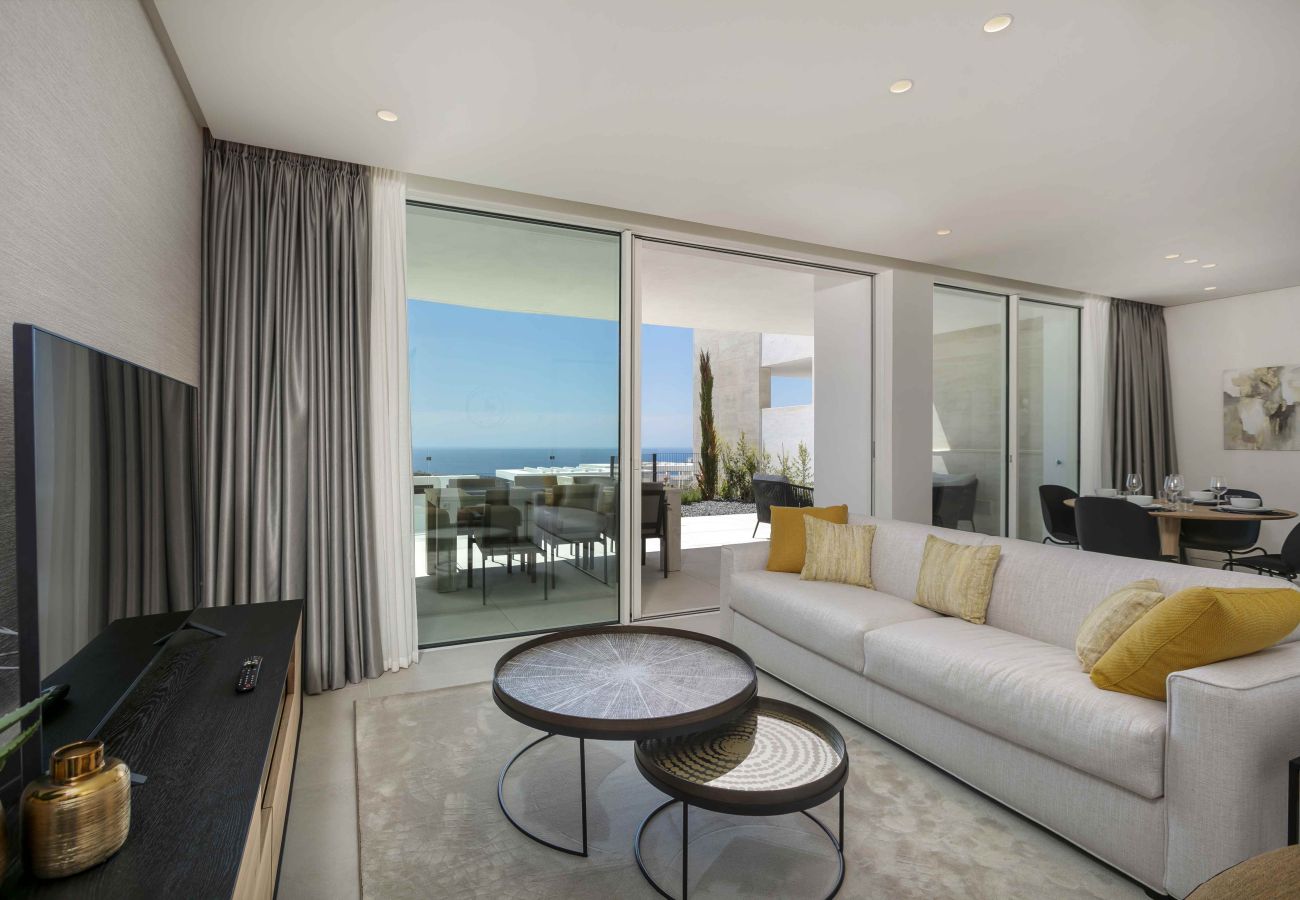 Apartment in Ojen - 3060 Apartment with extraordinary sea views in Palo Alto