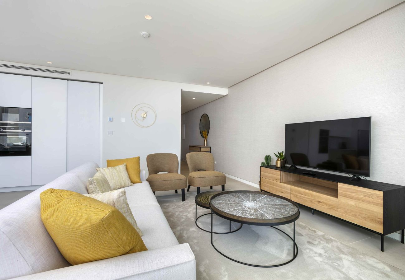 Apartment in Ojen - 3060 Apartment with extraordinary sea views in Palo Alto