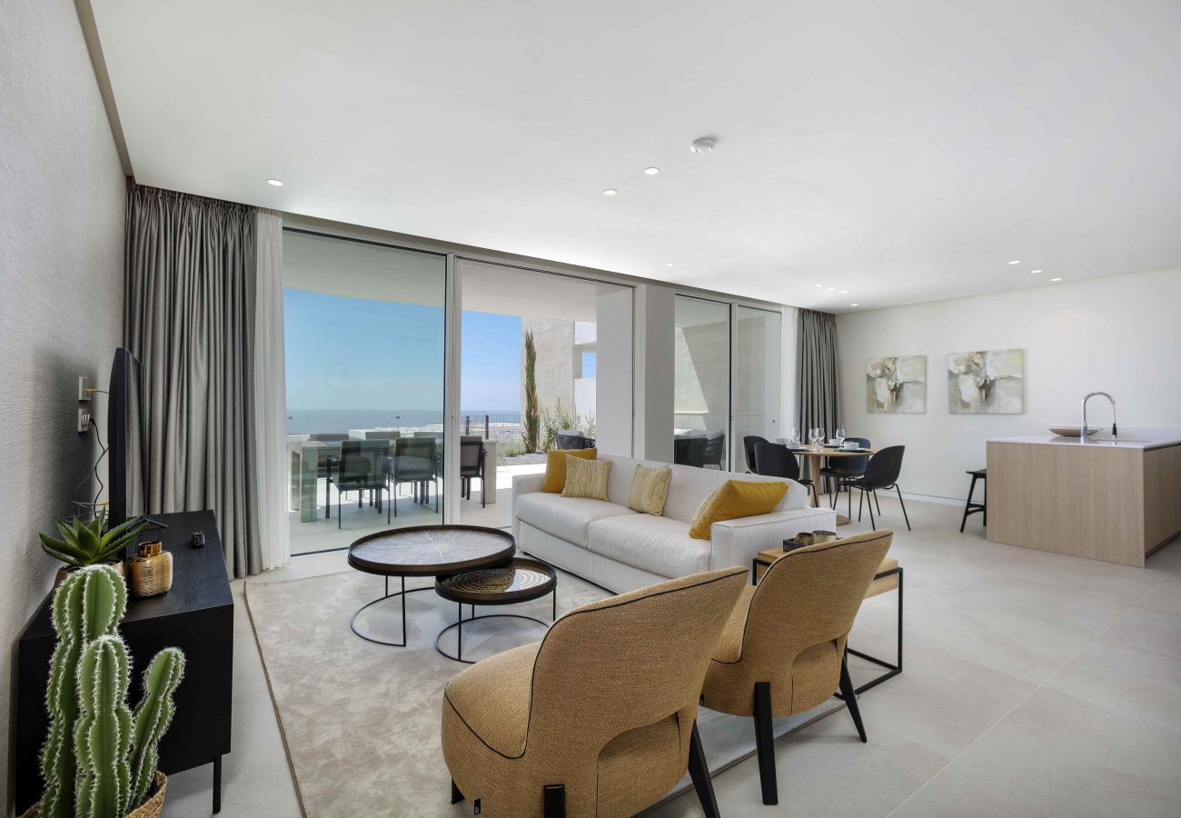 Apartment in Ojen - 3060 Apartment with extraordinary sea views in Palo Alto