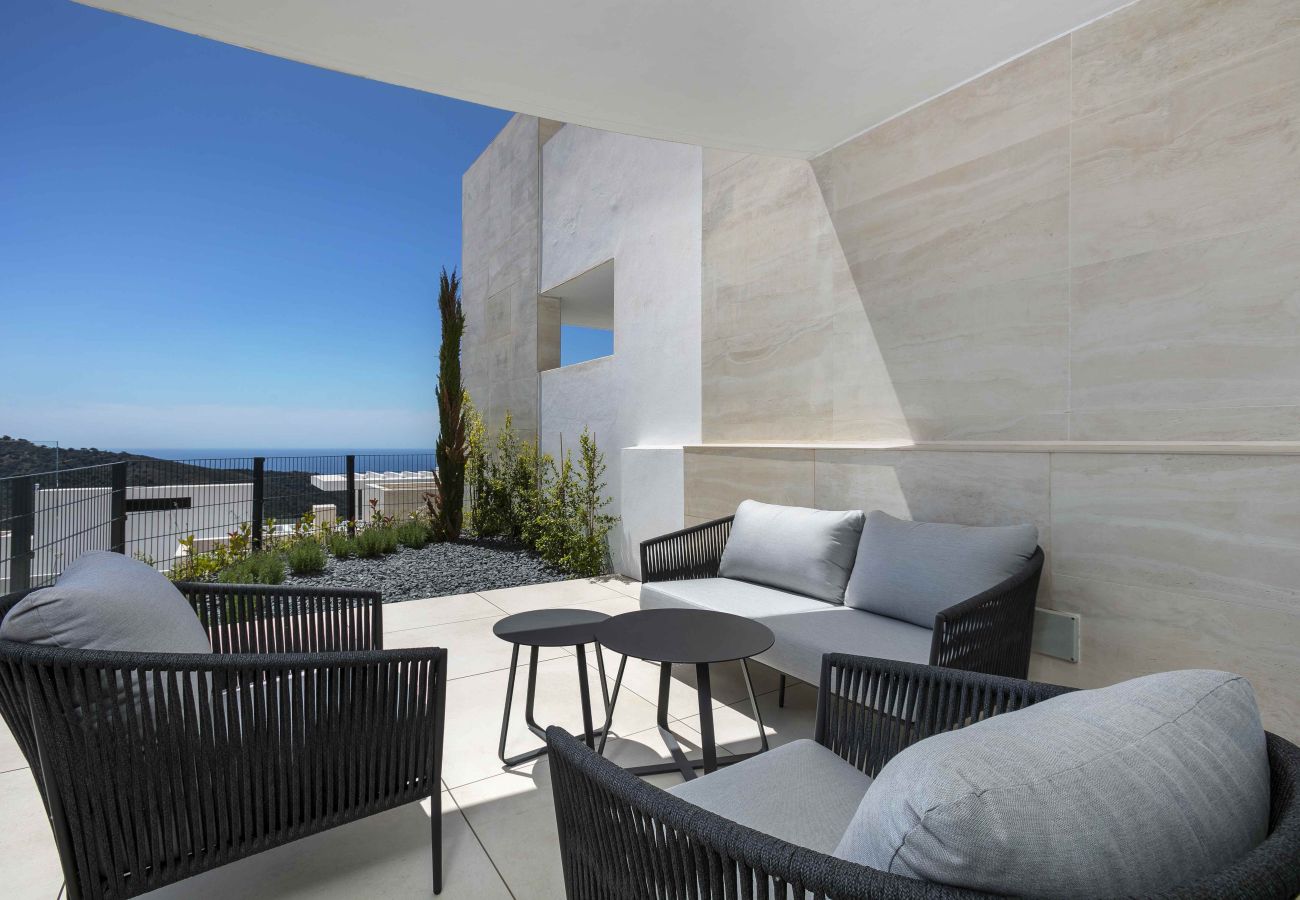 Apartment in Ojen - 3060 Apartment with extraordinary sea views in Palo Alto