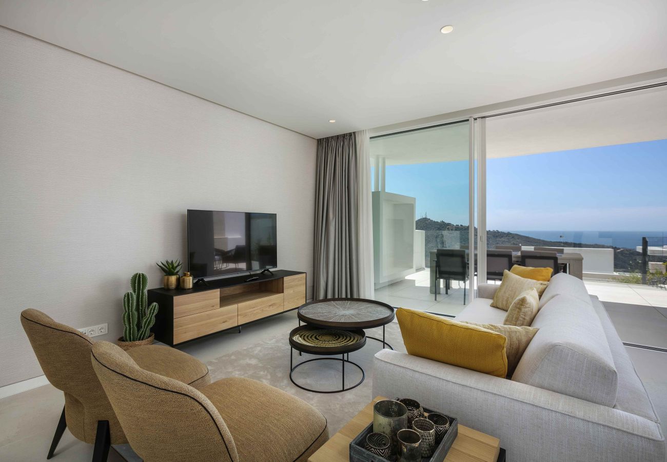 Apartment in Ojen - 3060 Apartment with extraordinary sea views in Palo Alto