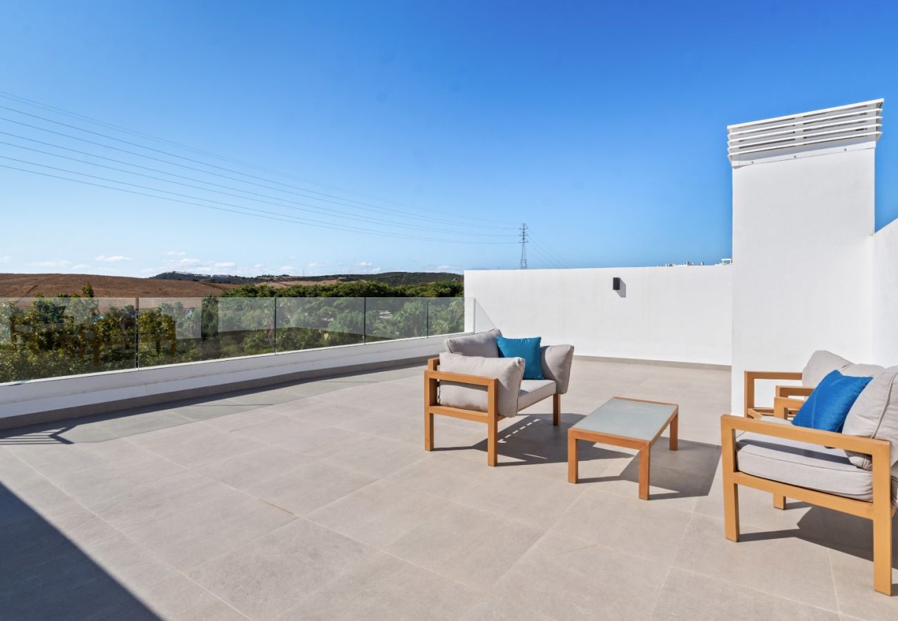 Apartment in Casares -  Chic Penthouse & Solarium ALCAZABA LAGOON (2125)
