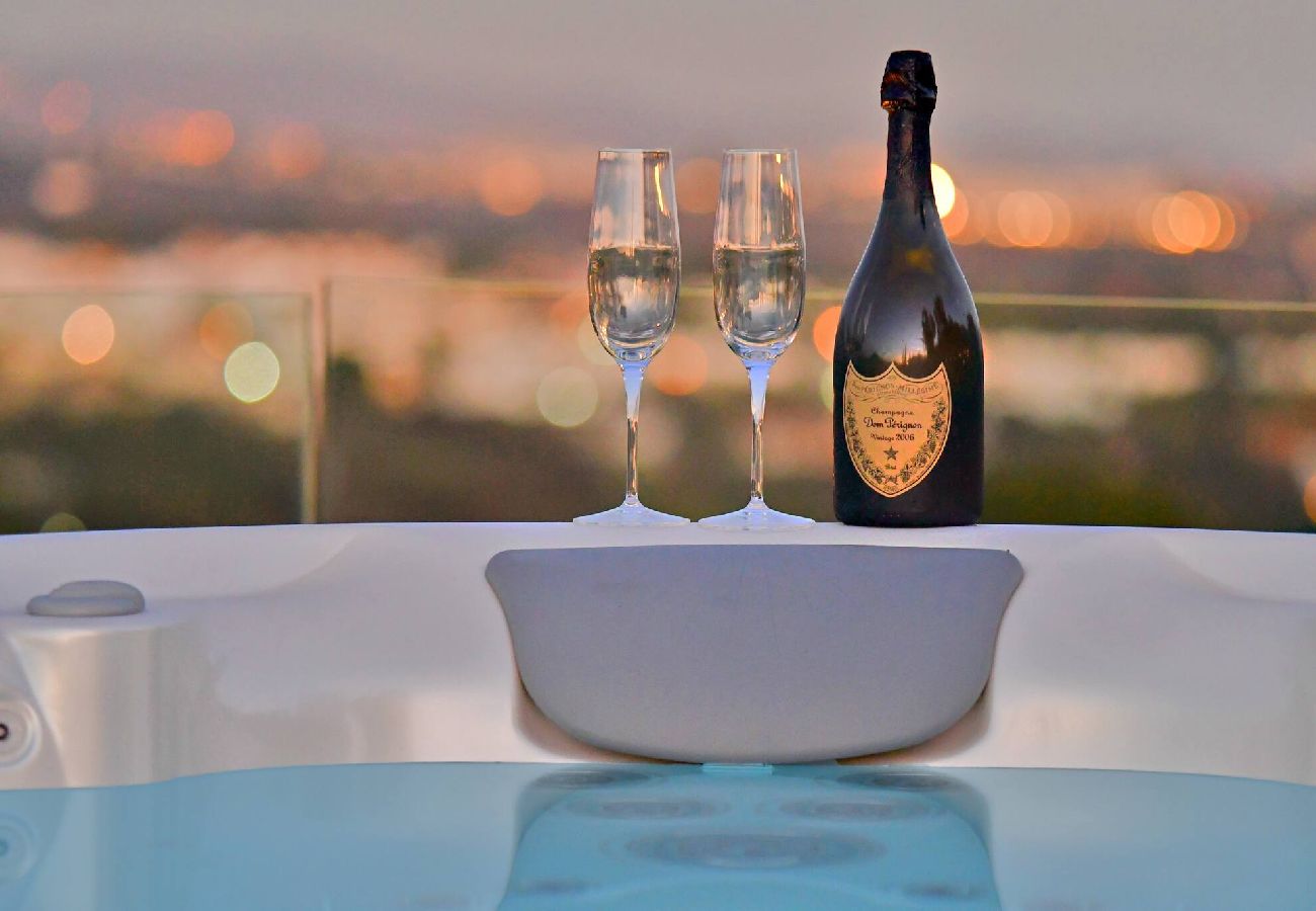 Villa in Nueva andalucia - Villa Blanca (r2835011) 