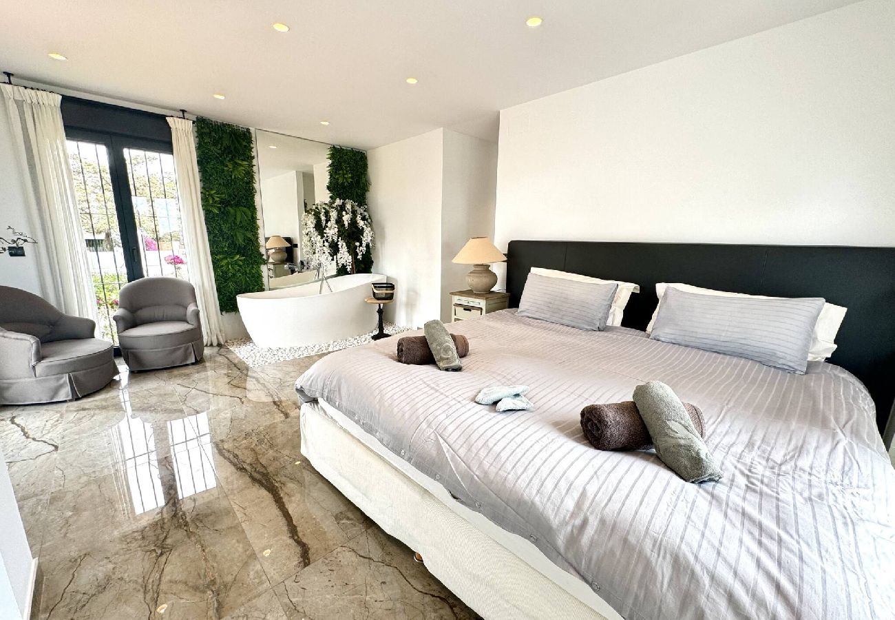 Villa in Marbella - Villa Carib Playa (r1913565) 