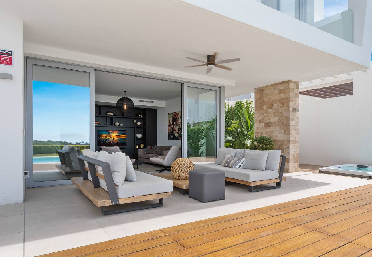 Villa in Marbella - Villa Mariposa (r3907066) 