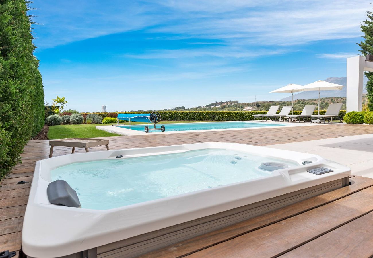 Villa in Marbella - Villa Mariposa (r3907066) 