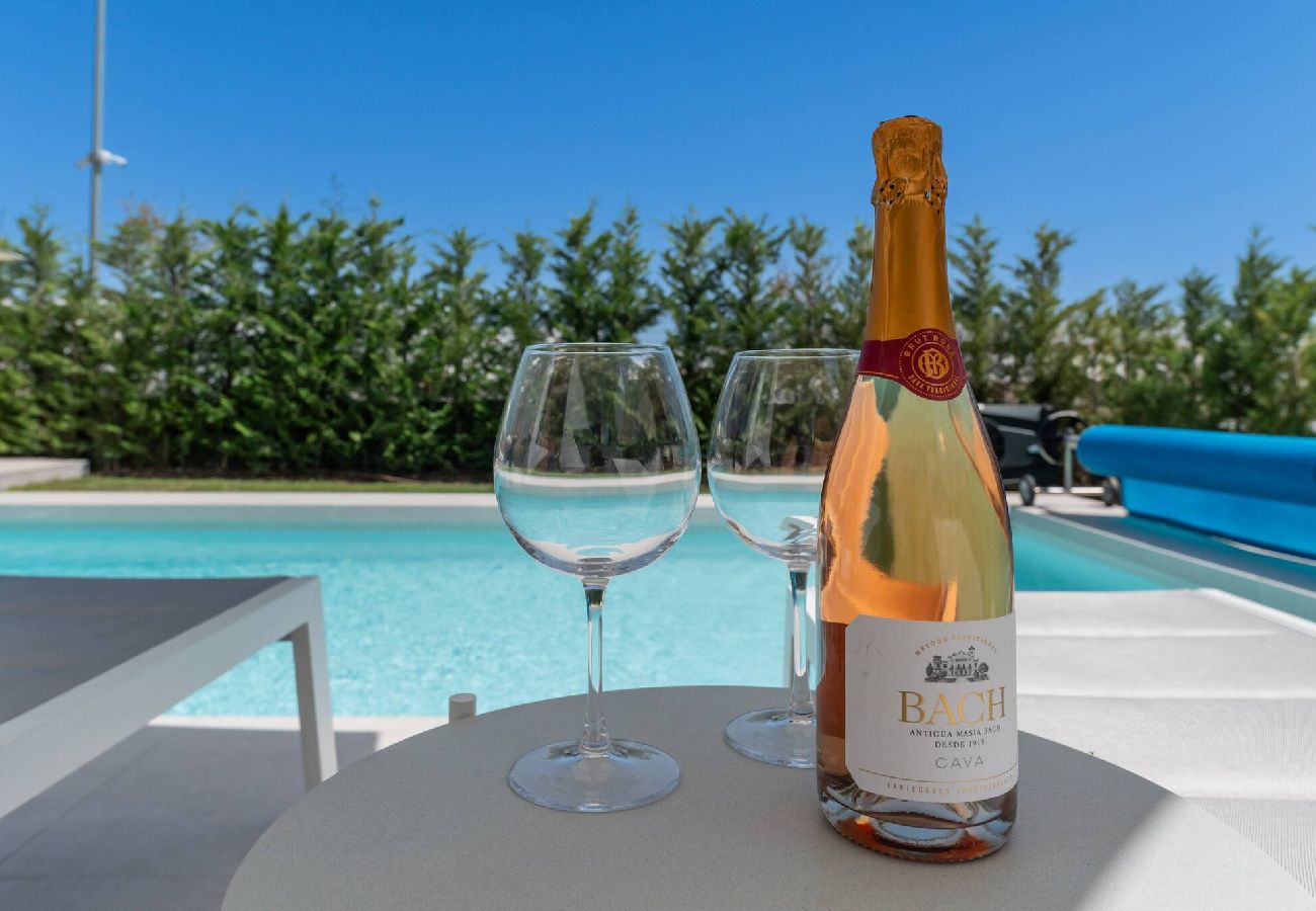 Villa in Marbella - Villa Riva (r3930610) 