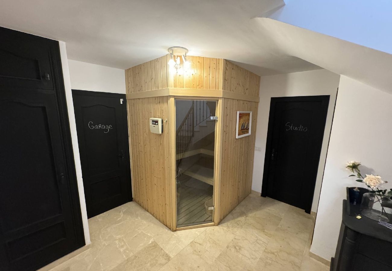 Villa in Marbella - Villa Cactus (r4707271) 