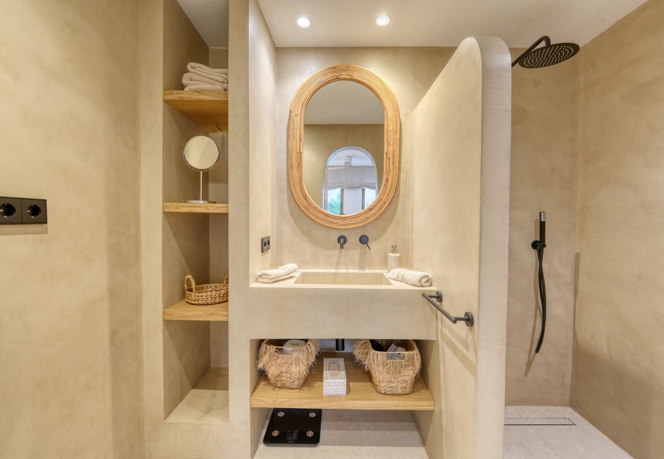 Apartment in Marbella - 2047 Stylish Luxury Apartment with Pool