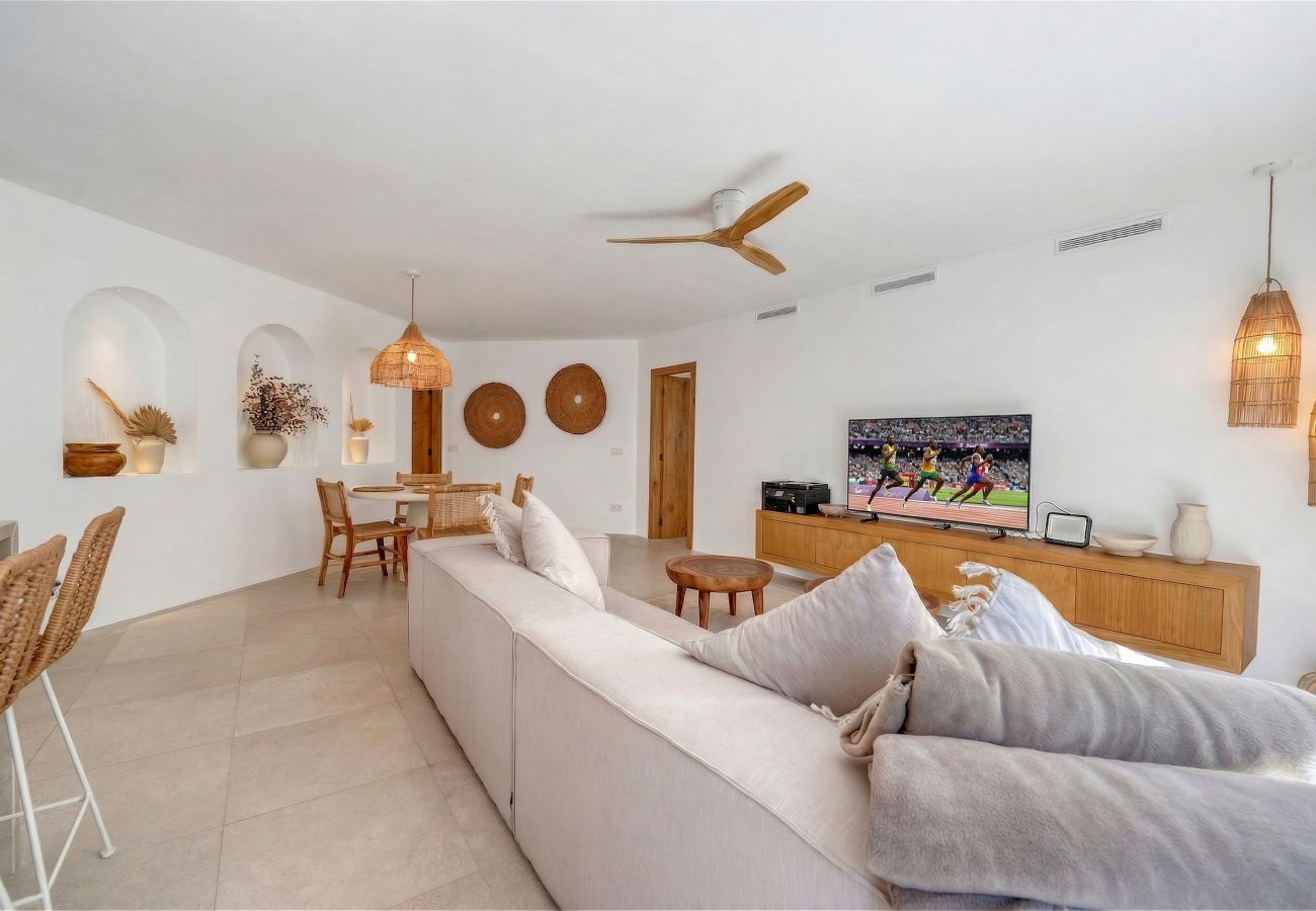 Apartment in Marbella - 2047 Stylish Luxury Apartment with Pool
