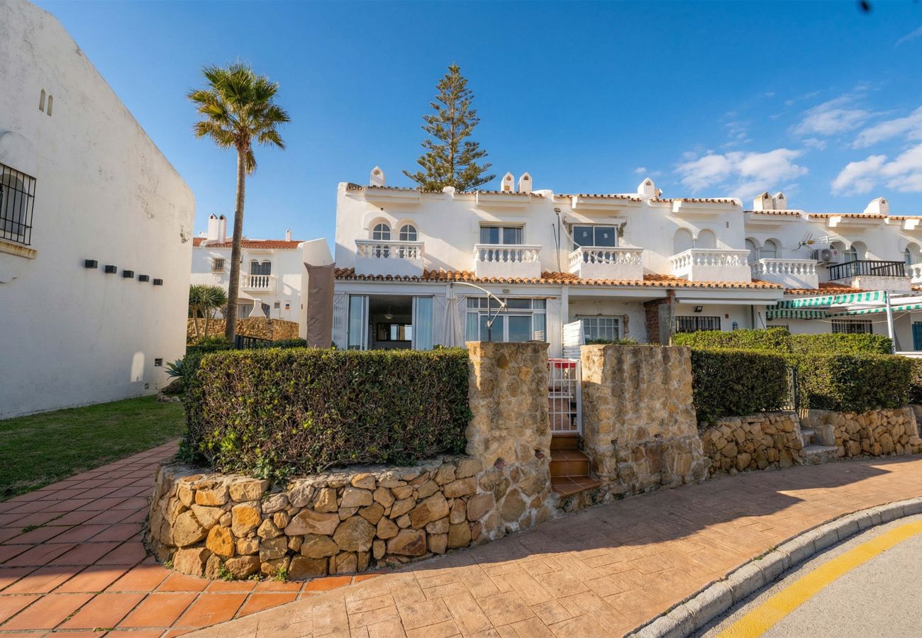 Apartment in Estepona - 3162 Apartment in Aldea Beach by the sea