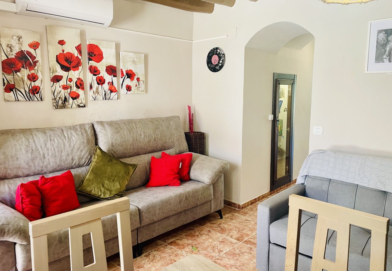Terraced House in Alfarnate - Wizard of Oz House by At Home Costa del Sol