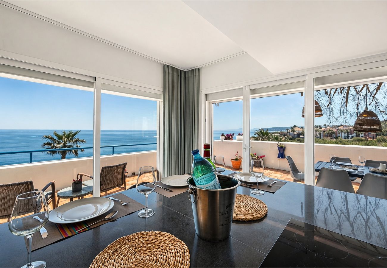 Apartment in Casares - 3180 Duplex Penthouse with Panoramic Sea Views