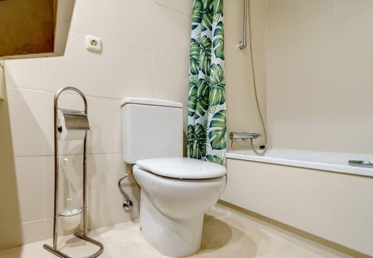 Apartment in Casares - AL-202