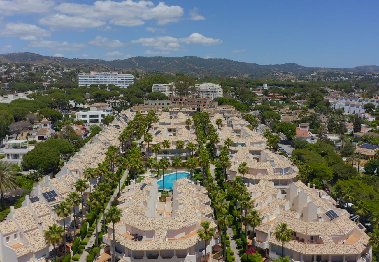Terraced House in Marbella - 3160 Elegant Seafront House 