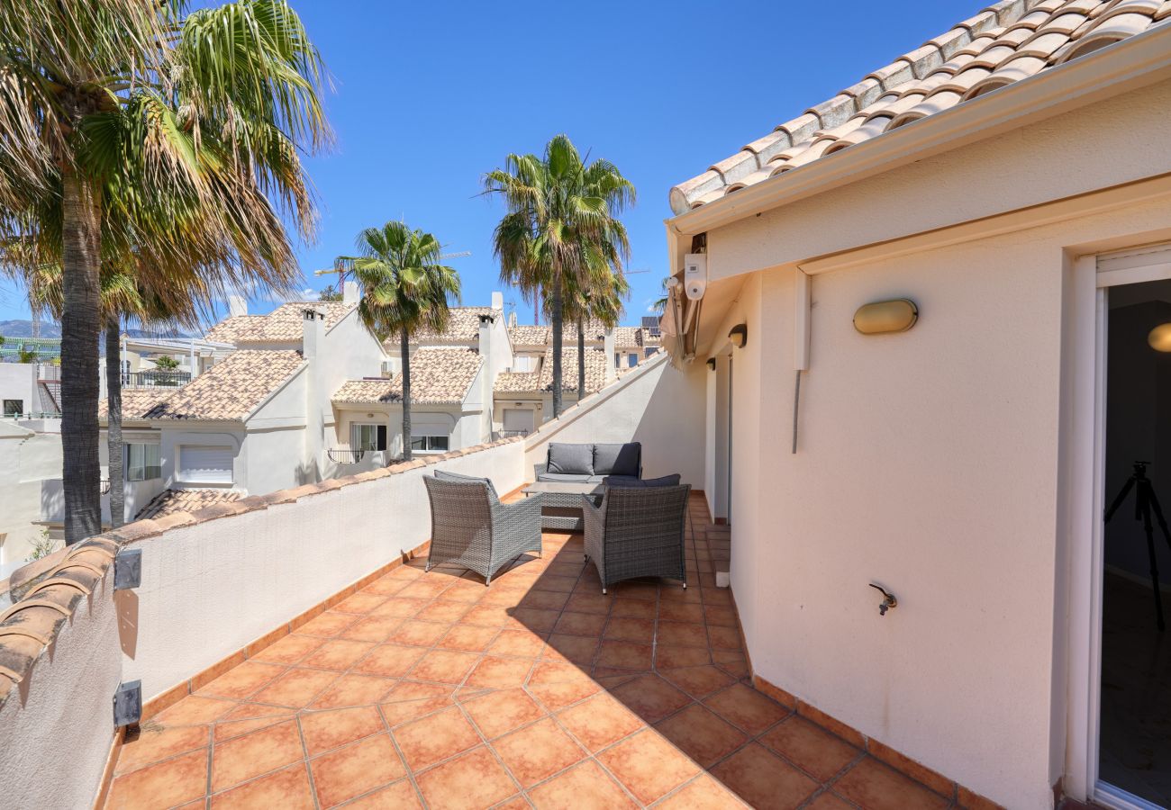 Terraced House in Marbella - 3150 Seaside Home with Stunning Sea Views