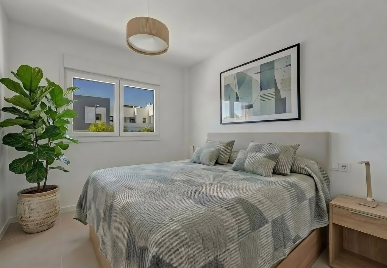 Apartment in Estepona - 3025 Elegant apartment with terrace and pool